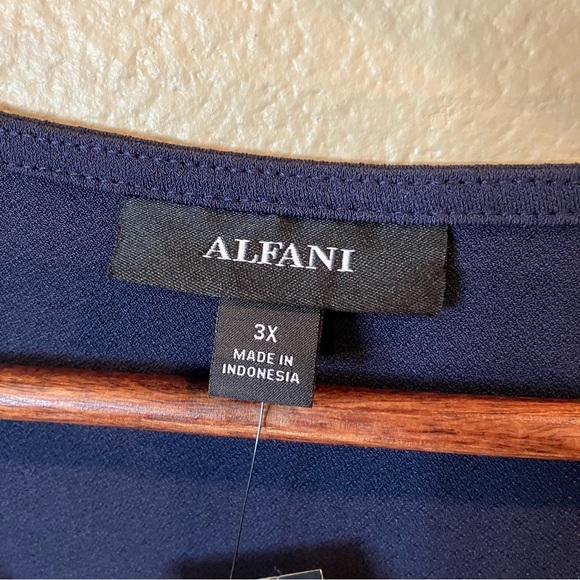 NWT Alfani Plus Size Twisted Top, Modern Navy, 3X, Pullover Summer Blouse - Picture 4 of 8